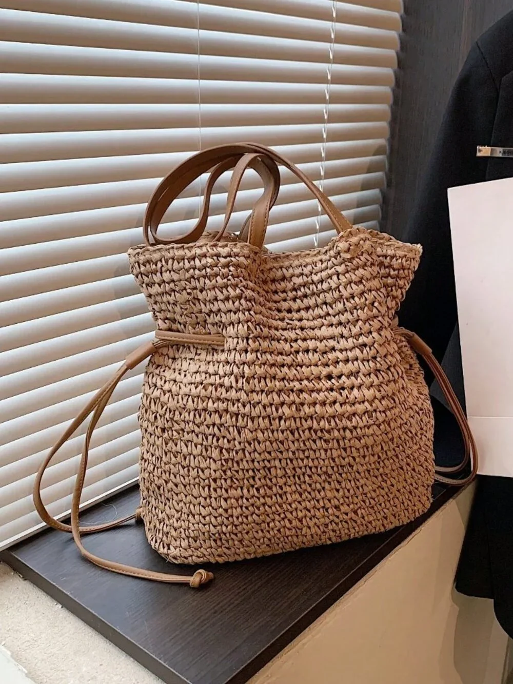 Khaki Casual Women's Straw Tote Bag – Large Capacity Holiday Travel Shoulder Bag